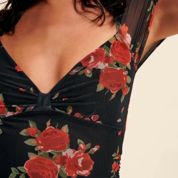 ROUJE LALY ANDALOU ROSES DRESS - Picture 5 of 12